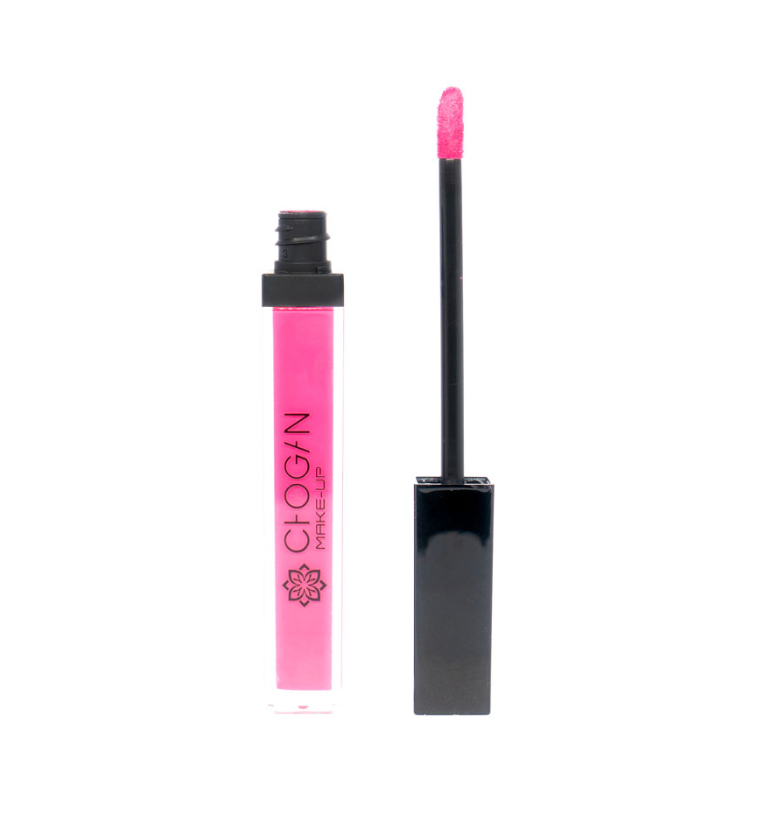 Long-lasting matte liquid lipstick