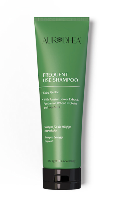 Champô para lavagens frequentes com Aloé Vera